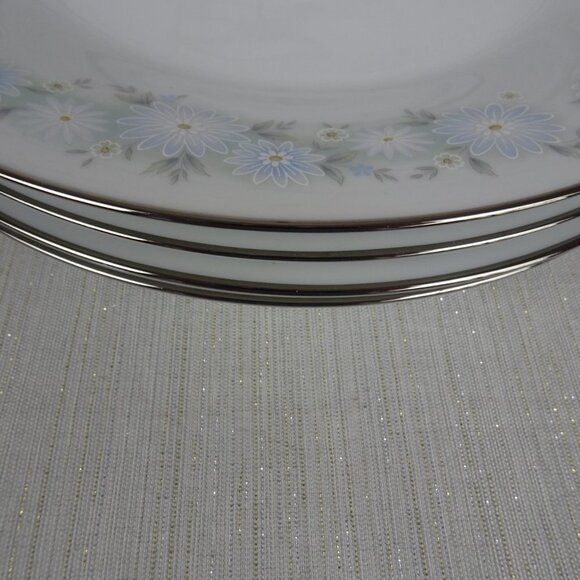 Noritake Blue Charm Flowers 4-Set Dinner Plates Platinum Trim - Picture 3 of 12